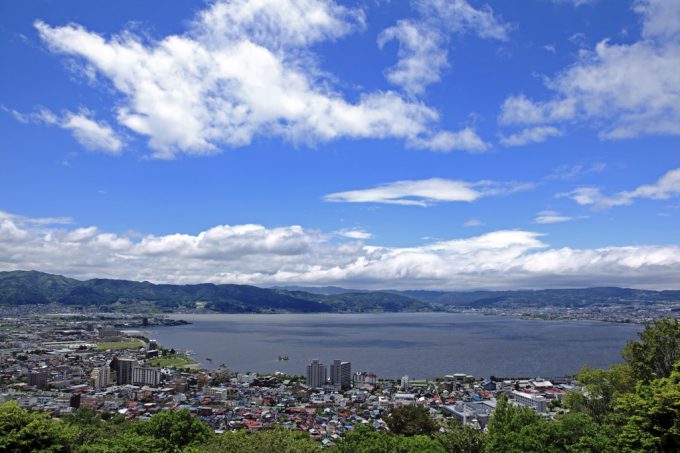 Suwa Lake