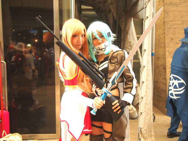 Cosplayers of Asuna and Sinon from Sword Art Online