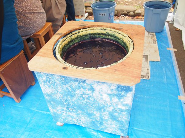 Indigo dyeing