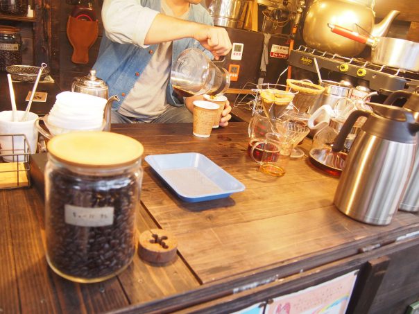 Counter of Tabi Shonin's Coffee (Coffee of Peddler)