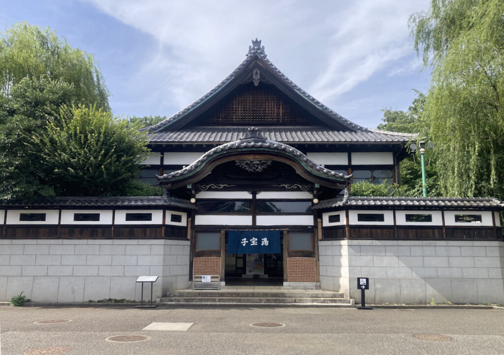 Model for Public Bathhouse Yubaba Run, “Kodakara-yu”